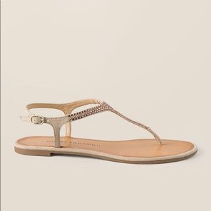 Chinese Laundry sz 9 blush/ tan thong sandal